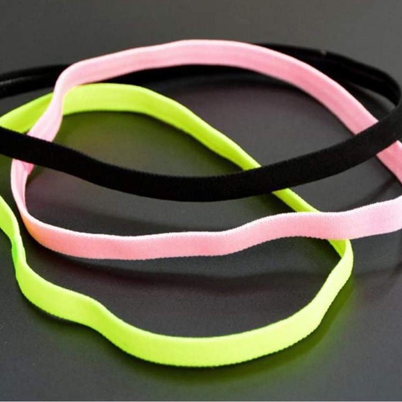 Simple Black Headband! - Picture 6 of 6